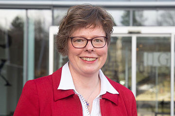 Frau Prof. Dr. Beate Hofmann 